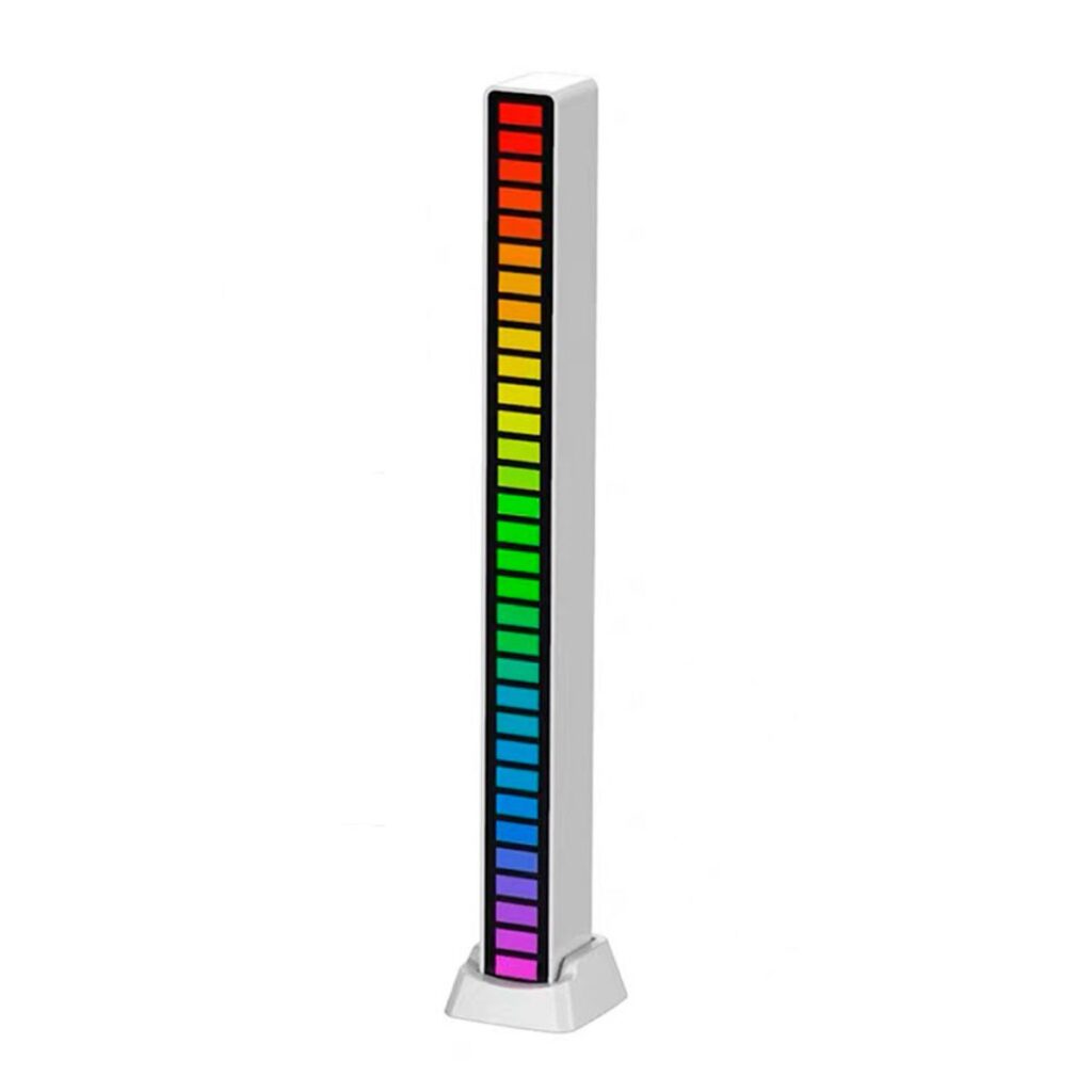 Barra LED vertical de color blanco con una pantalla de ecualizador de luces multicolor sobre una base pequeña.