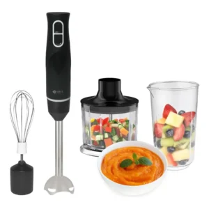 Mixer de mano negro de 500w con accesorios, incluyendo batidor, picadora con vegetales y vaso medidor con frutas.