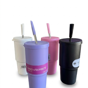 Cuatro vasos de 550 ml con sorbete en colores blanco, lavanda, rosa y negro sobre fondo blanco.