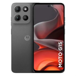 Smartphone Motorola Moto G15 gris visto de frente y de espaldas mostrando su sistema de cámaras y pantalla brillante.